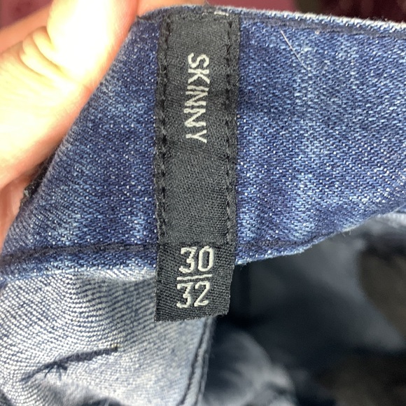 Rude brand vintage wash blue skinny jeans. Size 30 x 32 NWT - Picture 4 of 9